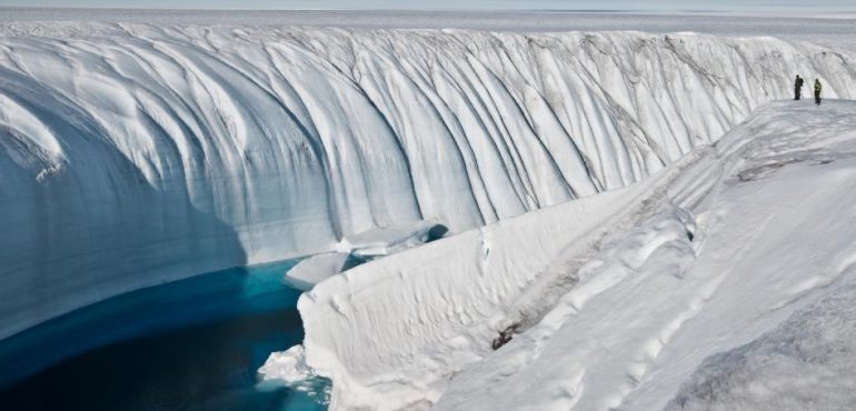 A Hunk Of Planet Dissolves Before Our Eyes