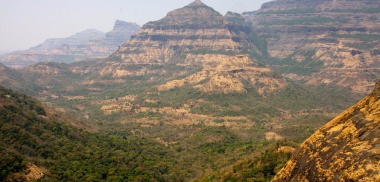 Asteroid impact, volcanism were one-two punch for dinosaurs